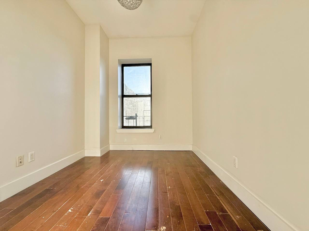 316 Patchen Avenue - Photo 3