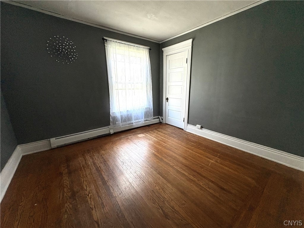 142 Curtis Place - Photo 25
