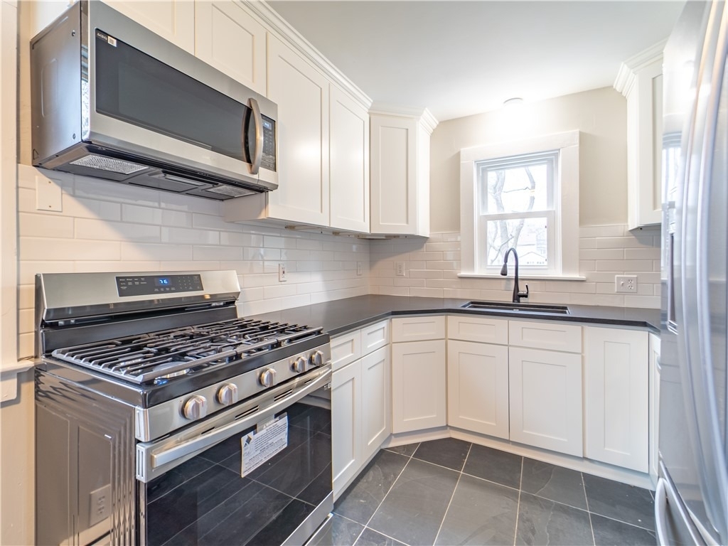 38 Elgrove Road - Photo 1