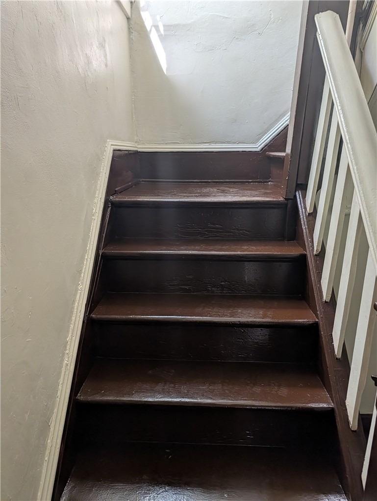 680 Clarissa Street - Photo 1