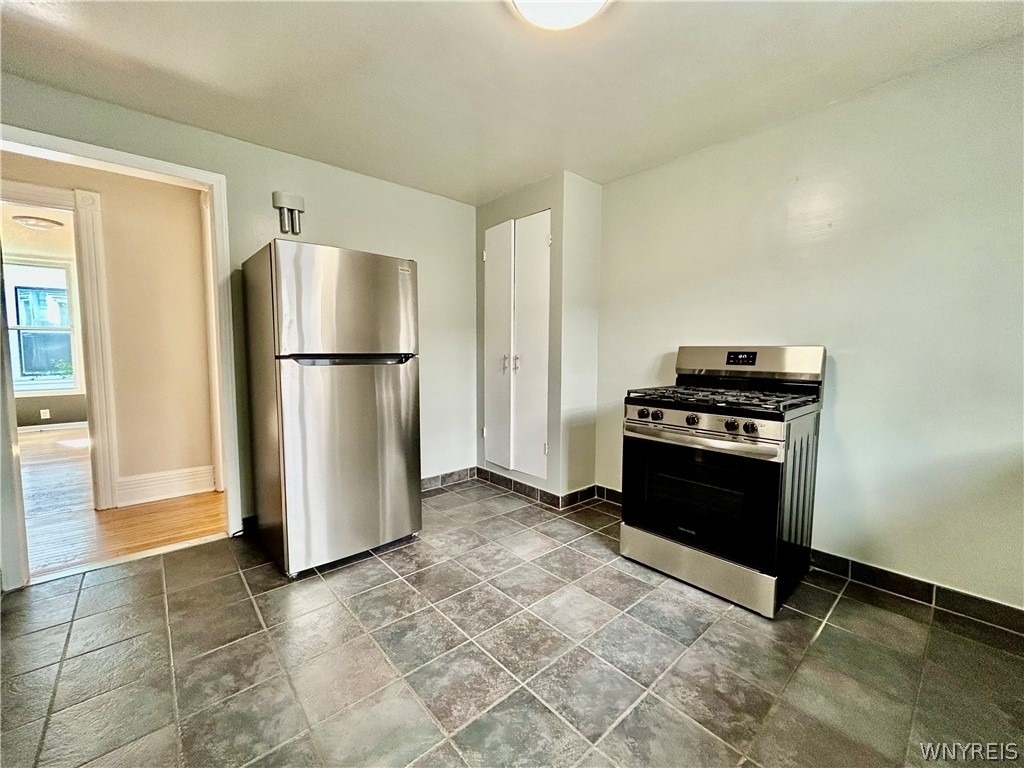 373 Woodward Avenue - Photo 11