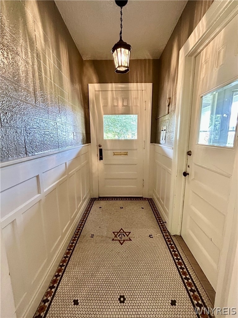 373 Woodward Avenue - Photo 2