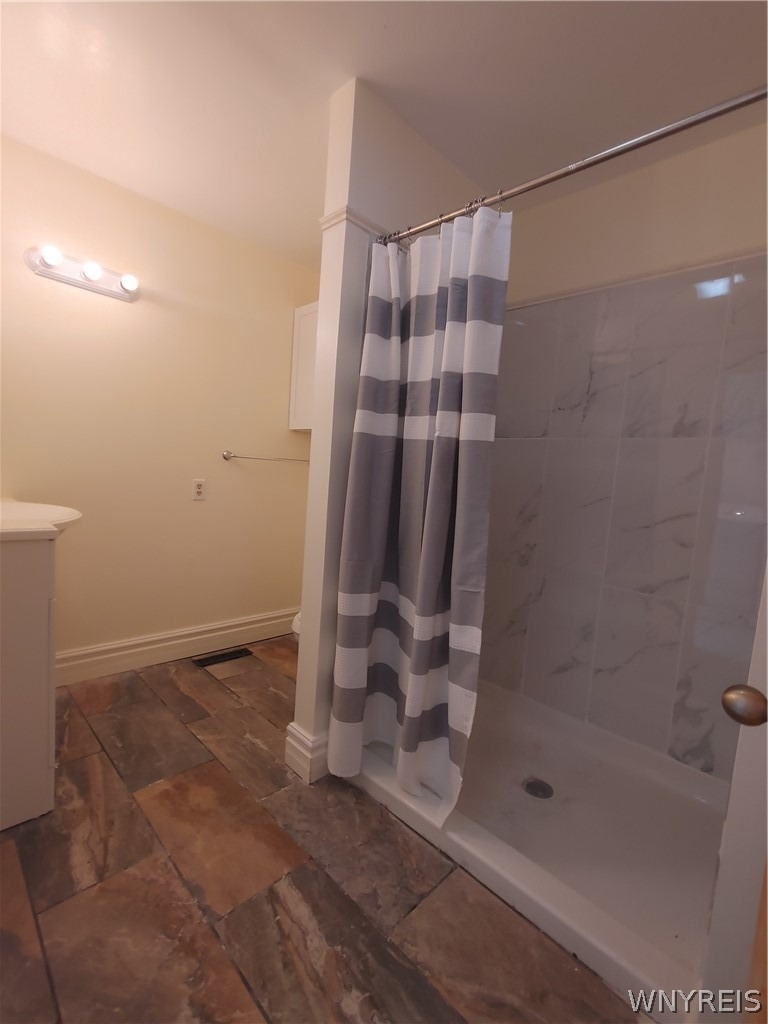 770 Lake Road - Photo 12