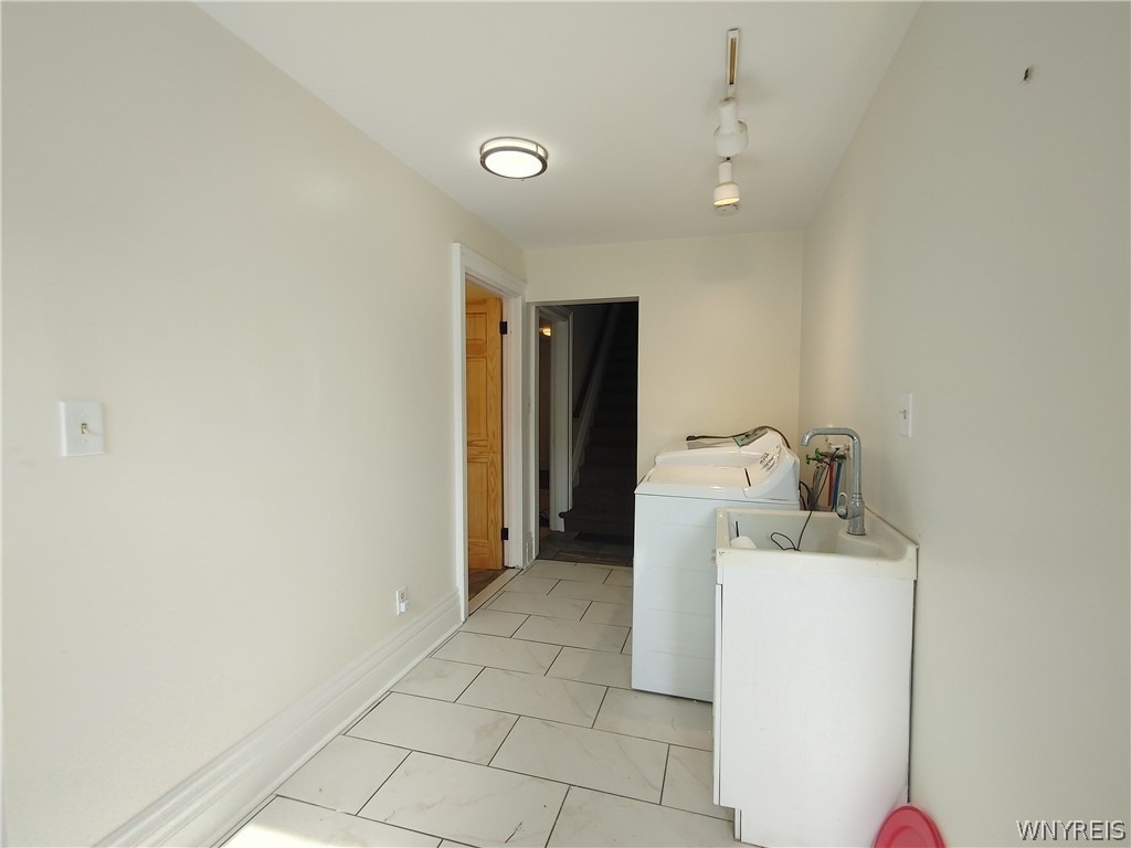 770 Lake Road - Photo 14
