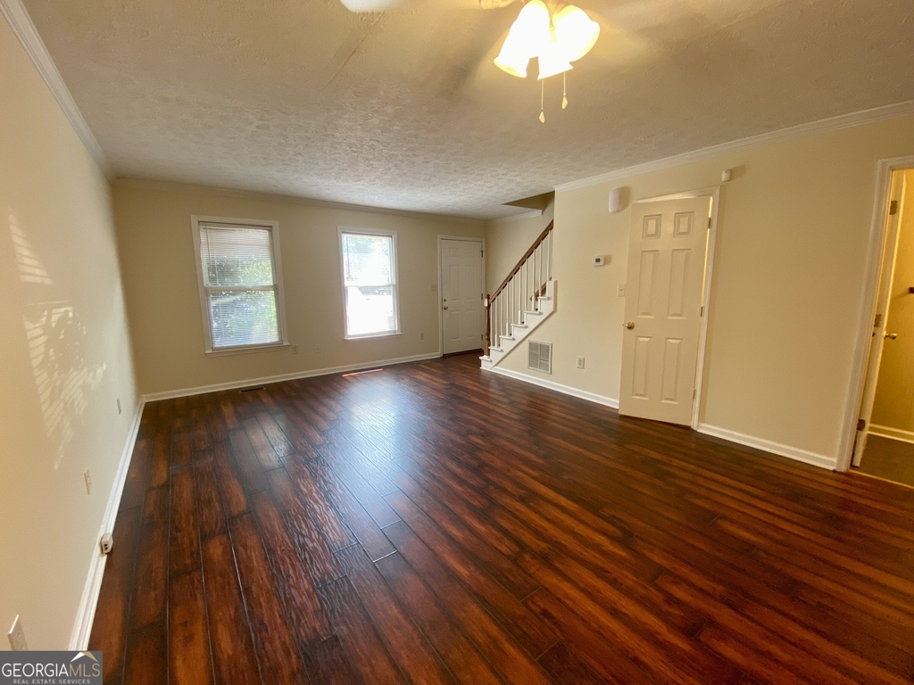 164 Berlin Court - Photo 5