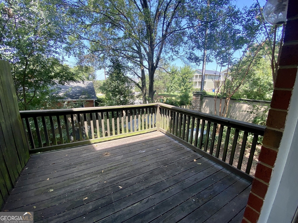 164 Berlin Court - Photo 11
