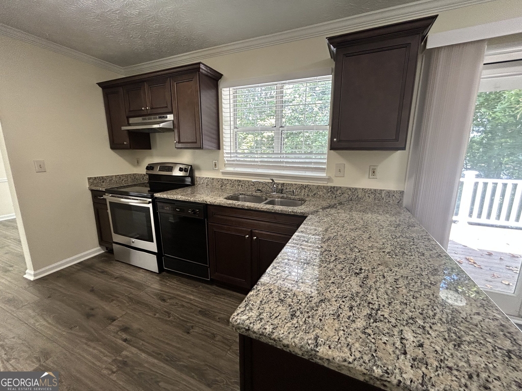 4800 Streamside Drive - Photo 6