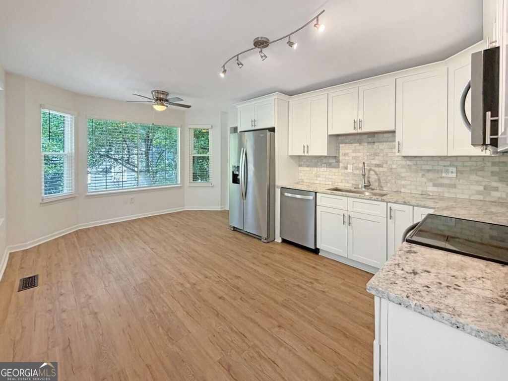 2899 Cardinal Trace - Photo 5