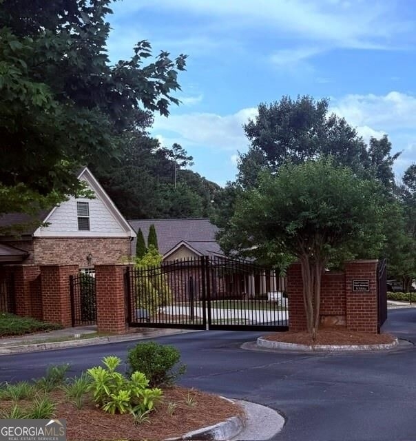 3951 Sovereign Drive - Photo 3