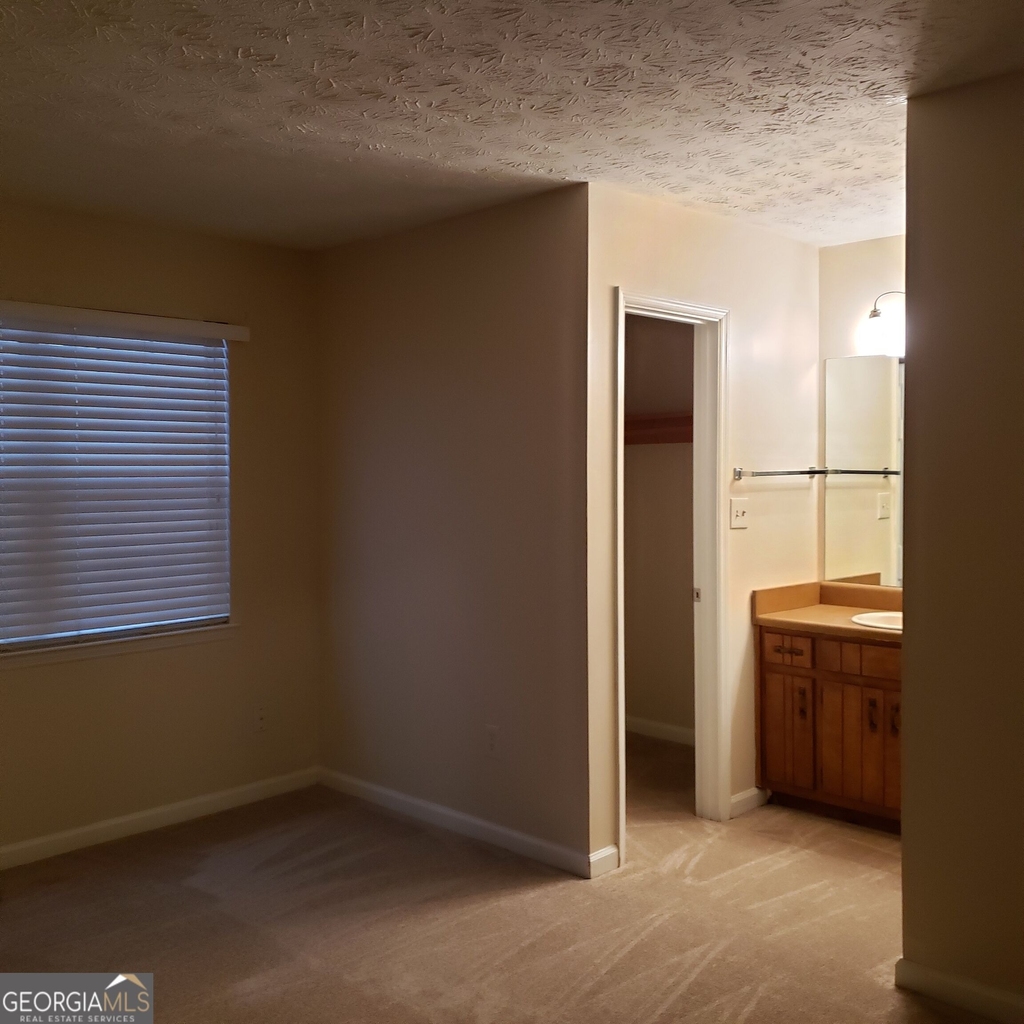 5871 N Castlegate Drive - Photo 10