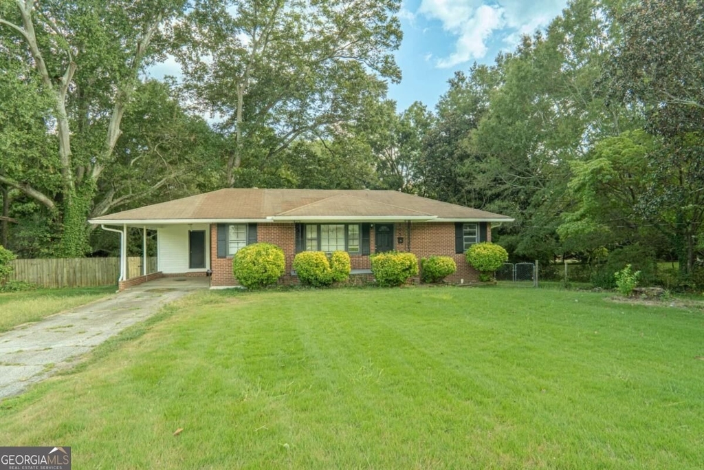 593 Hurt Road Sw - Photo 0