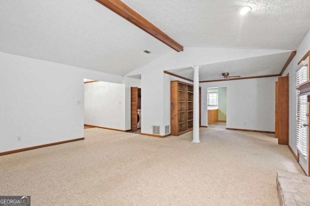 1893 Stanton Way - Photo 4