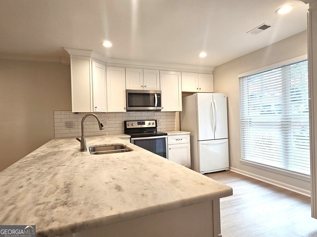2270 Newport Landing - Photo 3
