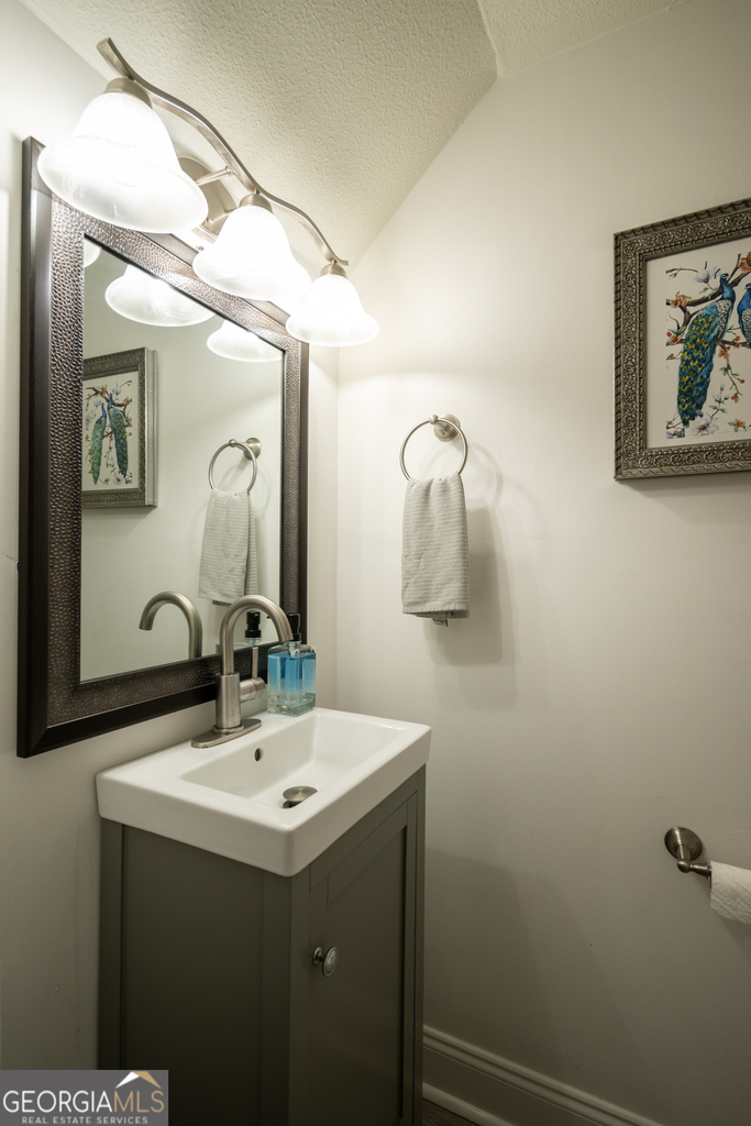 880 College Avenue - Photo 10