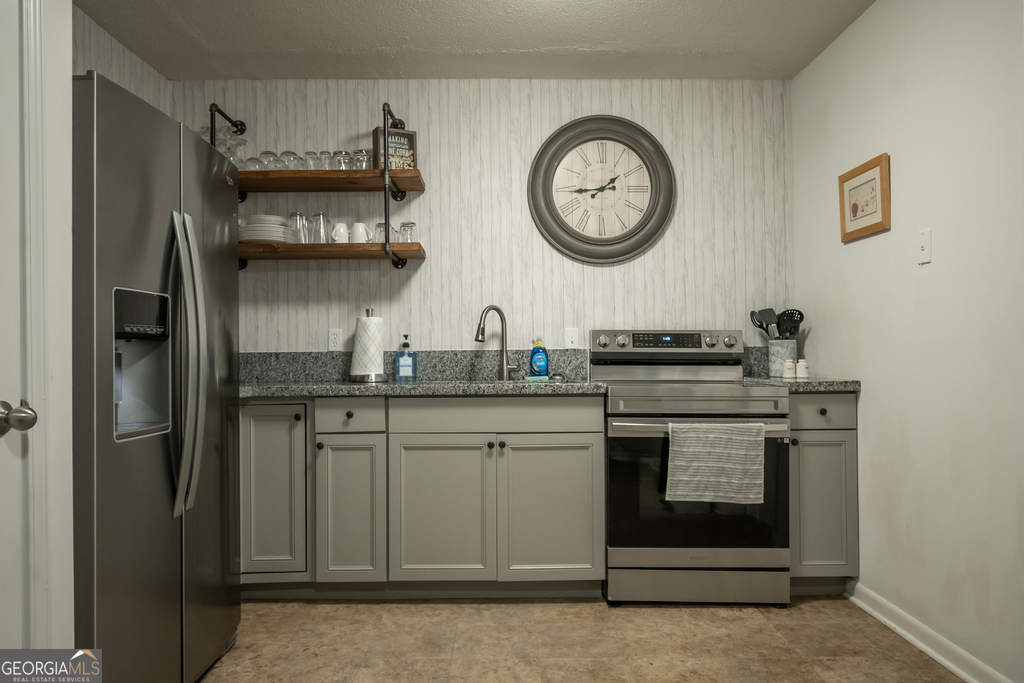 880 College Avenue - Photo 6