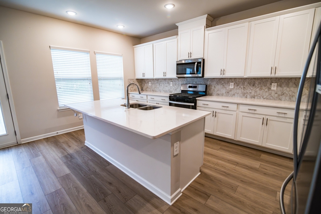 3177 Train Street - Photo 8