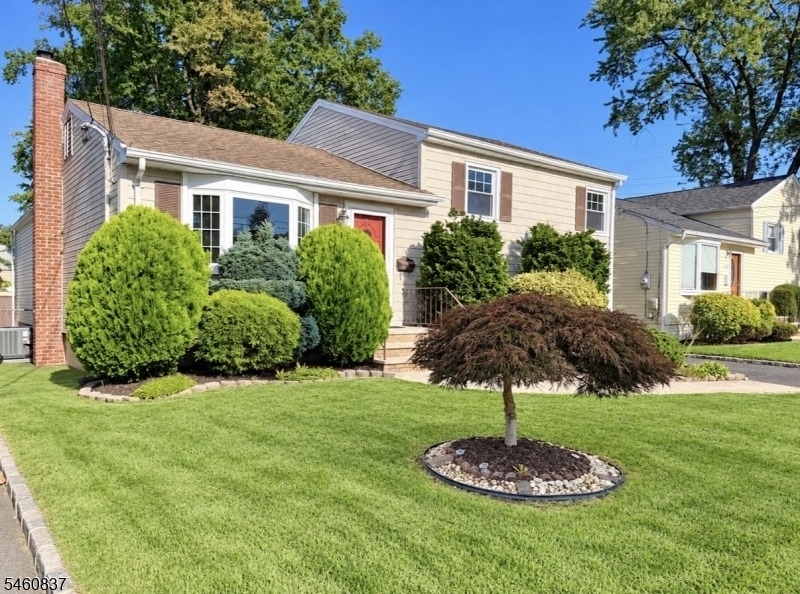 827 Savitt Pl - Photo 2