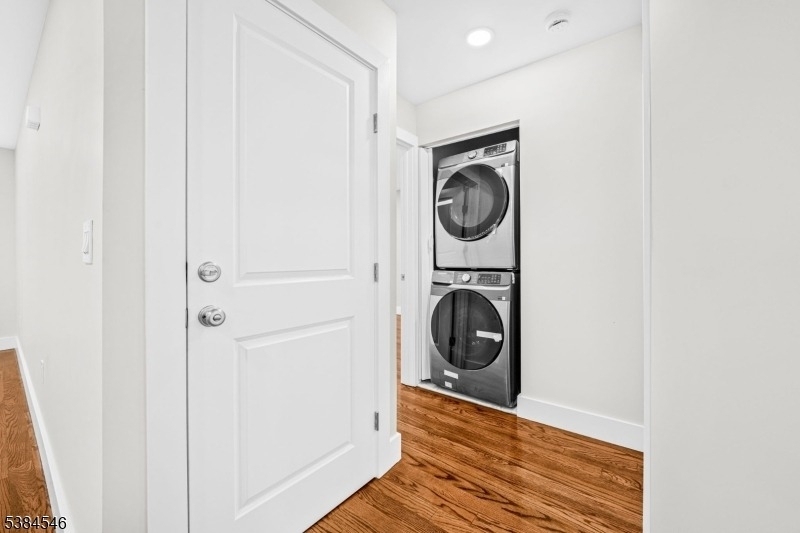 83 Harrison Ave - Photo 8