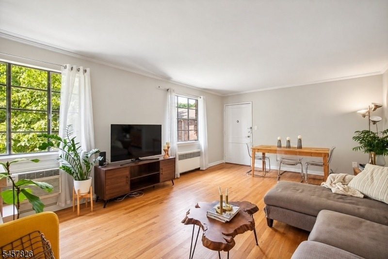 93 Troy Dr - Photo 3