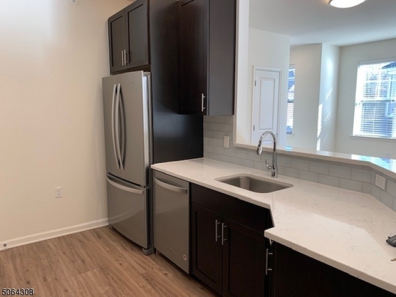 66 Passaic Ave - Photo 5