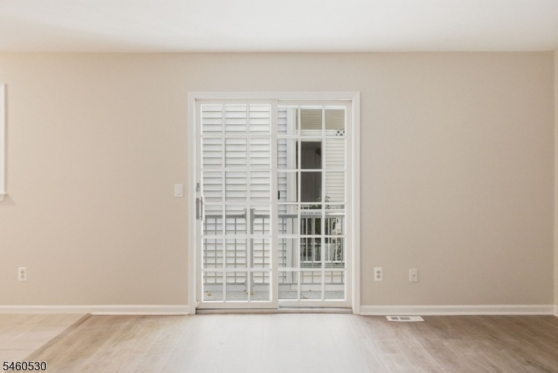 125 Smithfield Ct - Photo 11