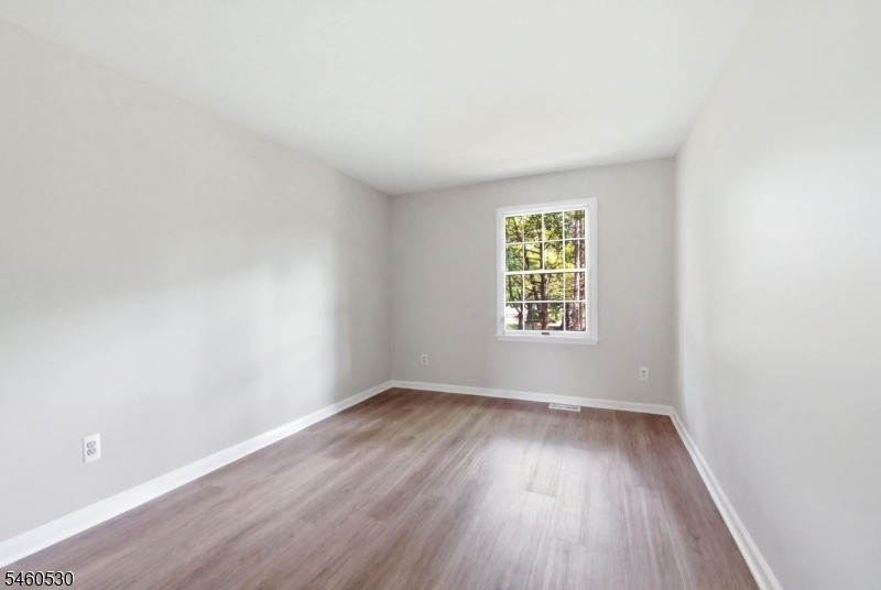 125 Smithfield Ct - Photo 22
