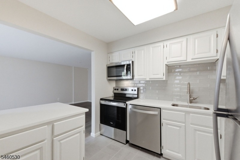 125 Smithfield Ct - Photo 7