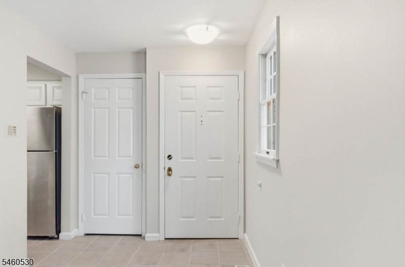 125 Smithfield Ct - Photo 5
