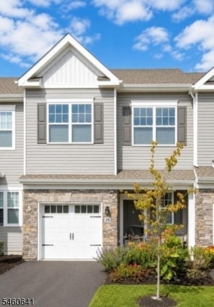 25 Chapel Ln - Photo 0