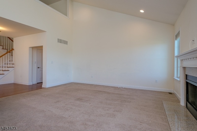 9 Comstock Ln - Photo 12