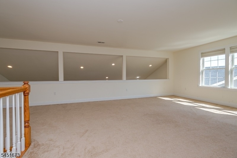 9 Comstock Ln - Photo 19