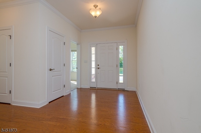 9 Comstock Ln - Photo 2
