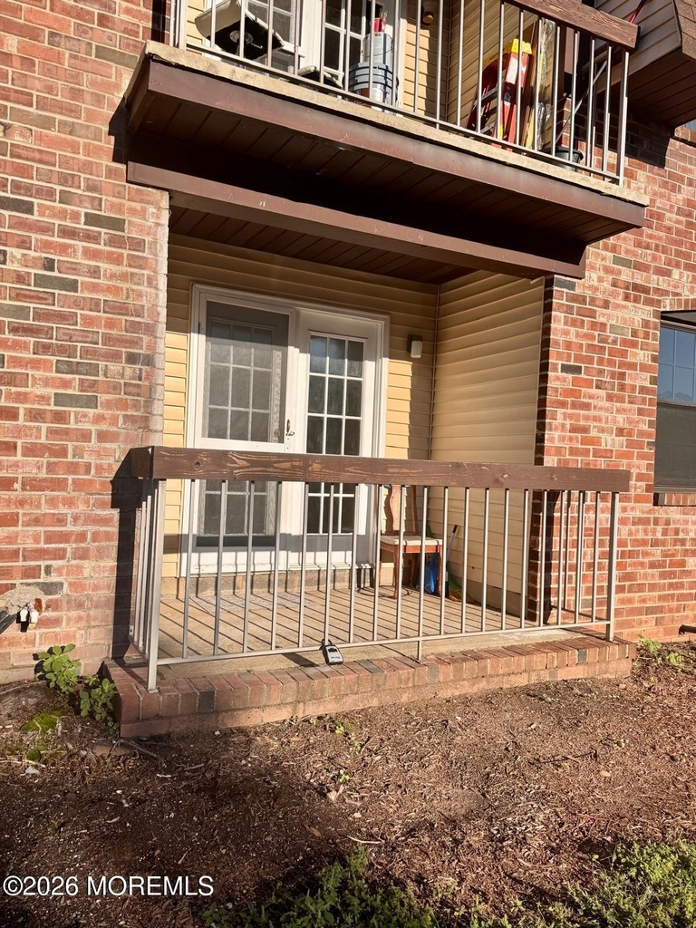 1202 Green Hollow Drive - Photo 2