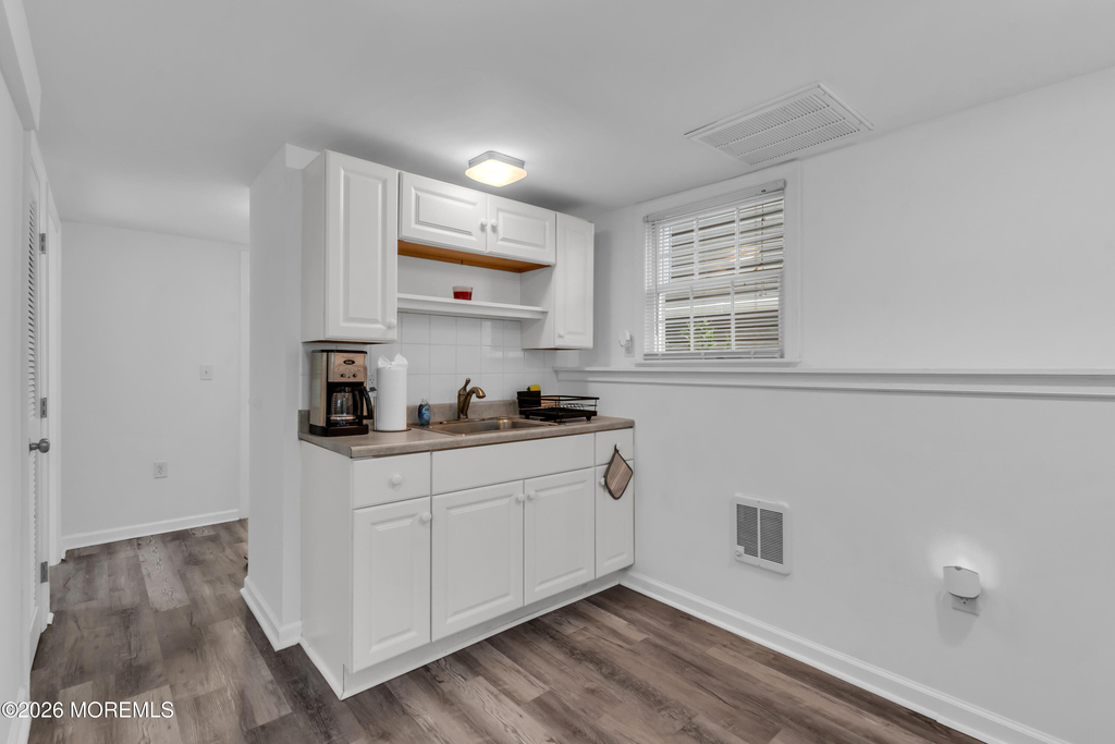 55 Beach Front - Photo 2
