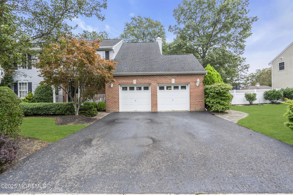41 Carrie Drive - Photo 0