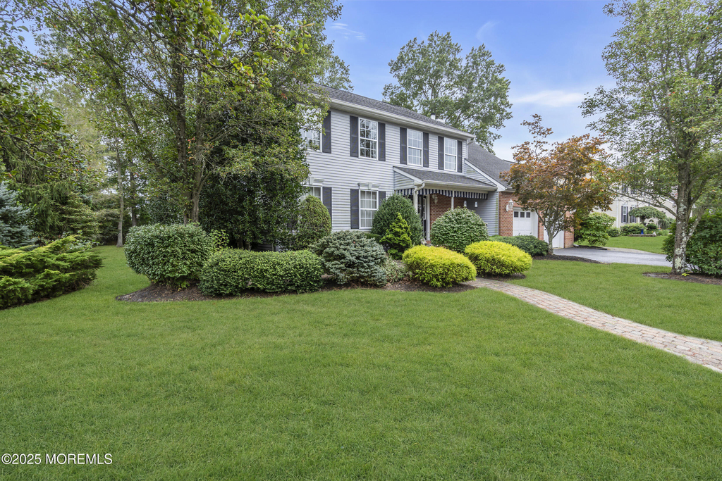 41 Carrie Drive - Photo 2