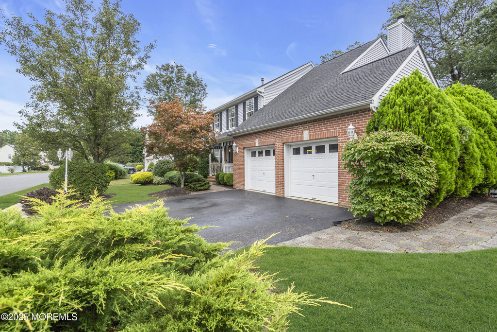 41 Carrie Drive - Photo 3