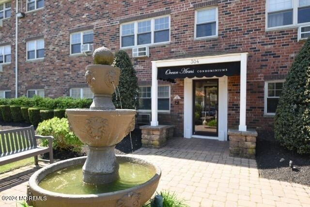 304 4th Avenue - Photo 1