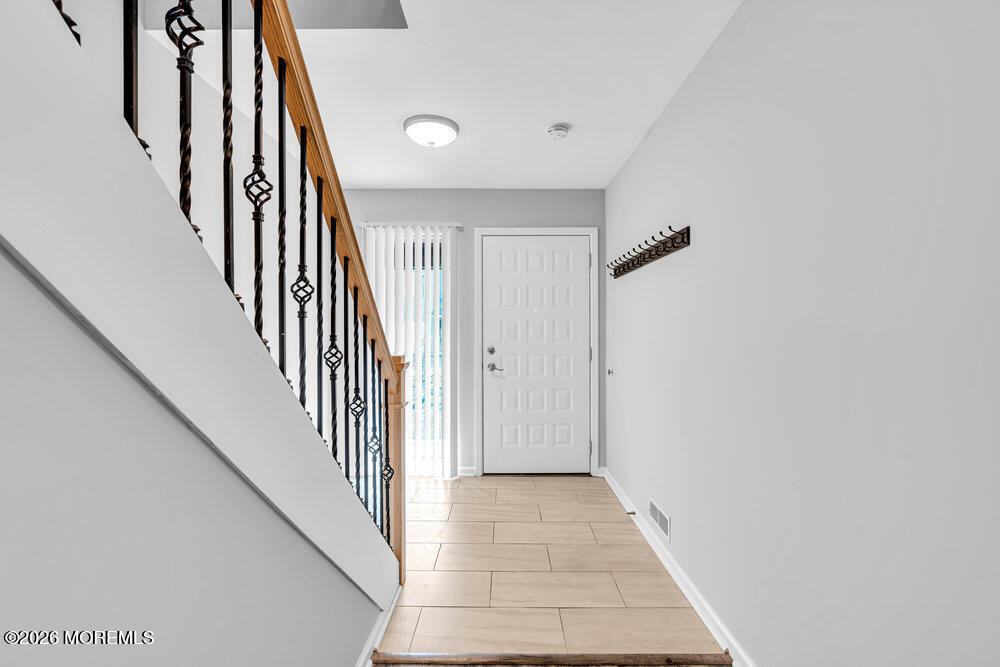 190 Spruce Street - Photo 2