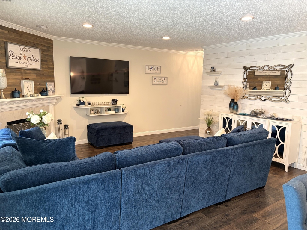 2111 Waters Edge Drive - Photo 10