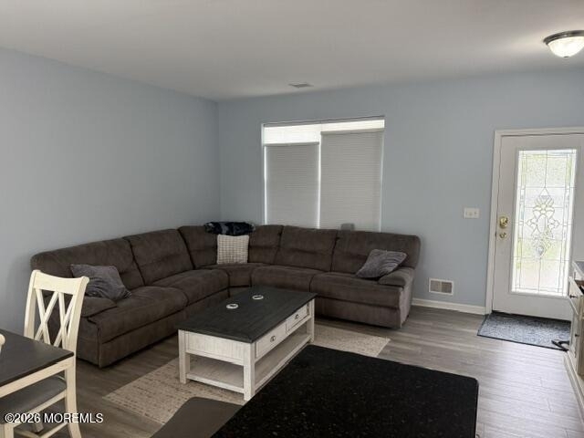 115 Ceylon Avenue - Photo 2