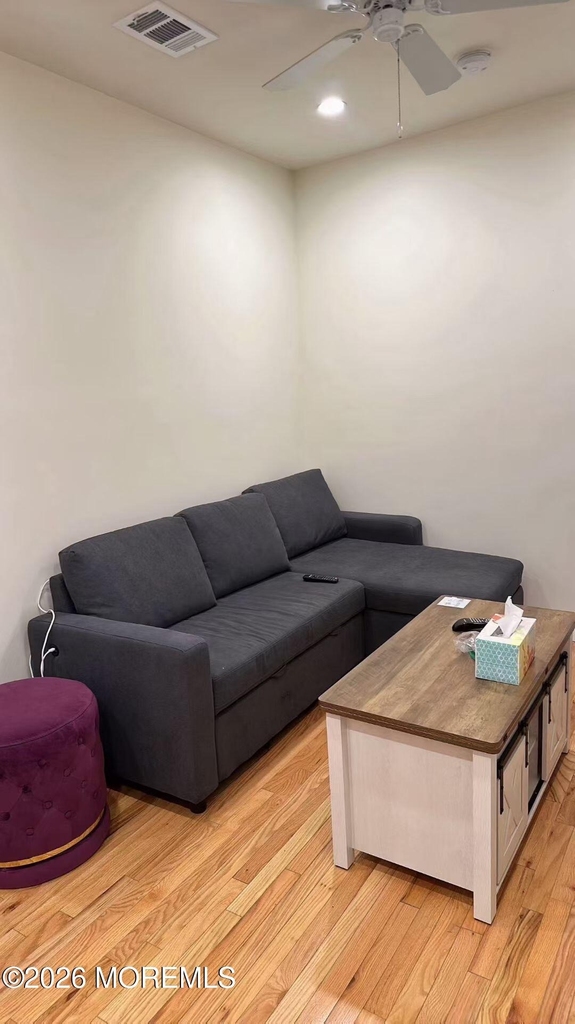 803 Ocean Avenue N - Photo 5
