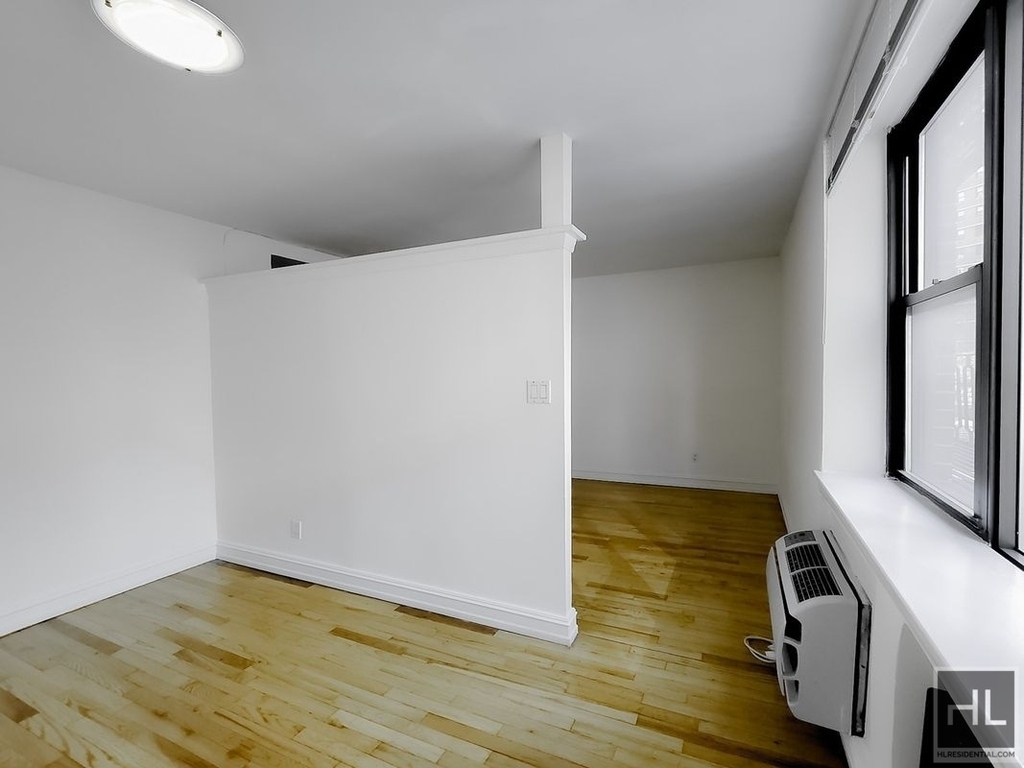 East 36th Street - Photo 2