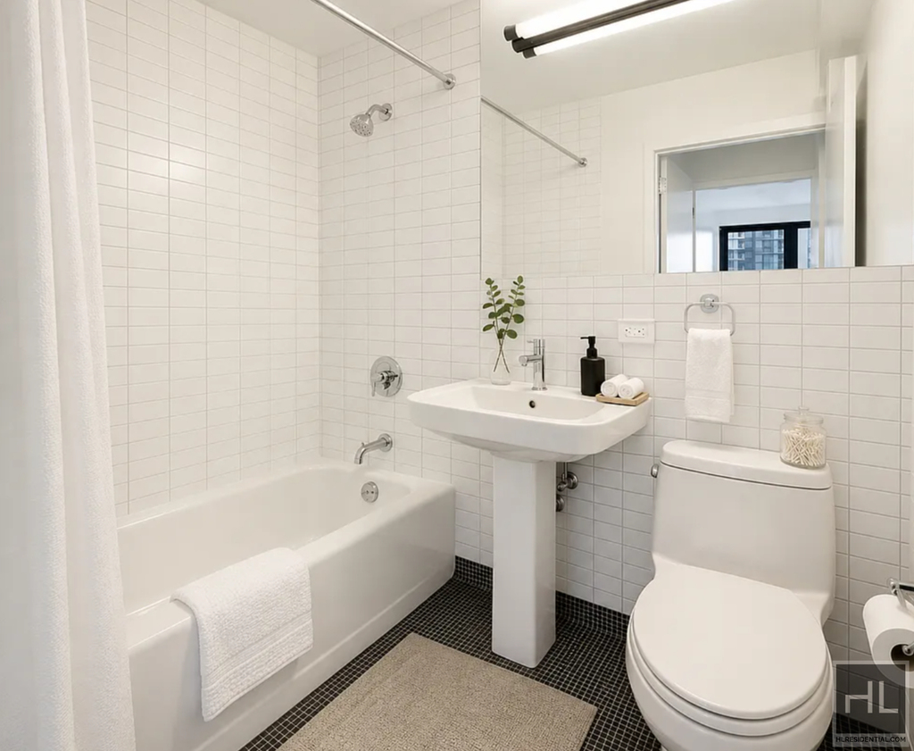East 39th Street - Photo 5