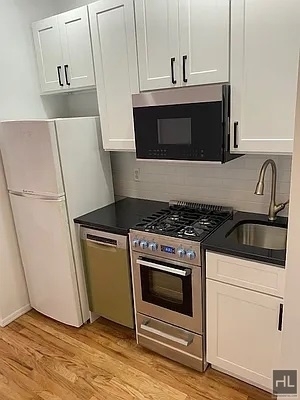 East 83rd Street - Photo 1