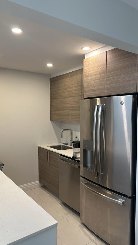 235 West 48th Street - Photo 8