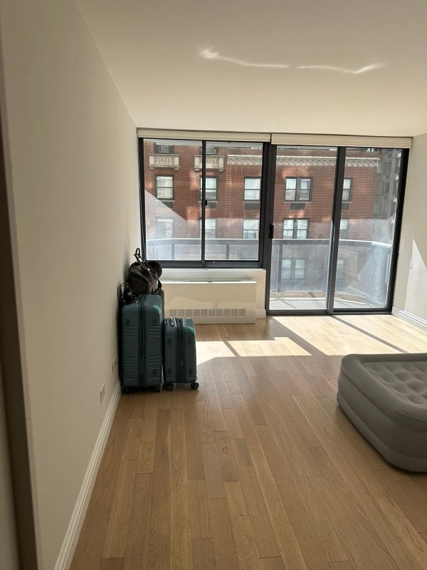 235 West 48th Street - Photo 5