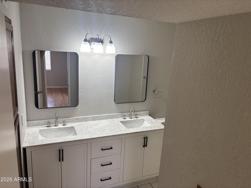 1237 W Ellis Street - Photo 20