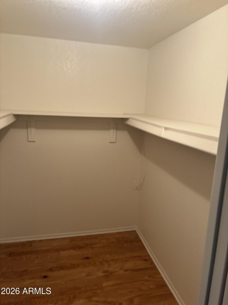 1237 W Ellis Street - Photo 14