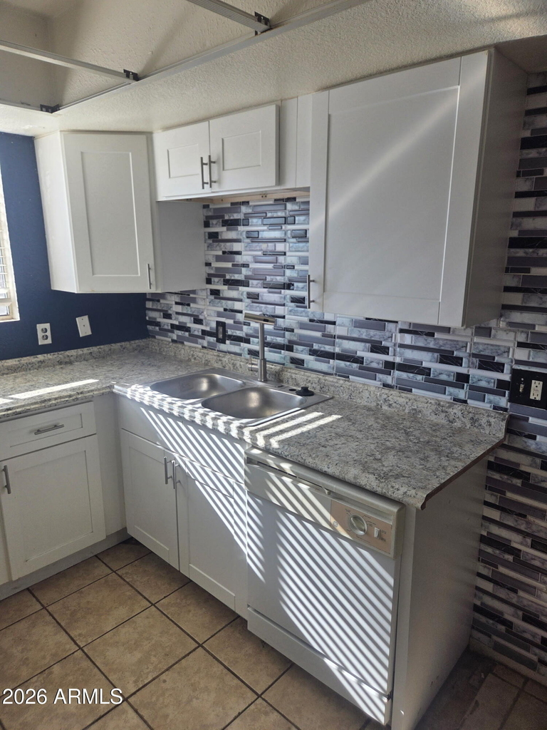 9618 N 5th Street - Photo 5